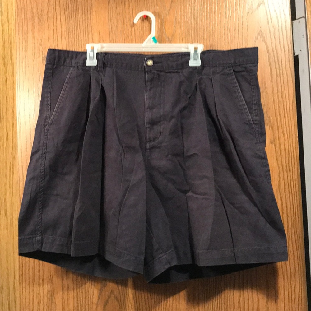 ⬇️⬇️ price Drop. Men’s shorts